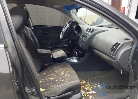 2010 Nissan Altima 2.5 S из США, поврежденный, VIN 1N4AL2AP4AN478712